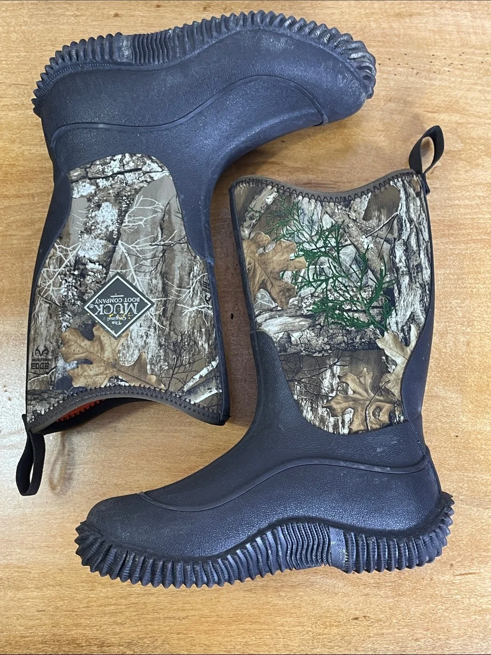 Kids' Muck Black & Camo Waterproof Rain & Snow Boots. Size 1